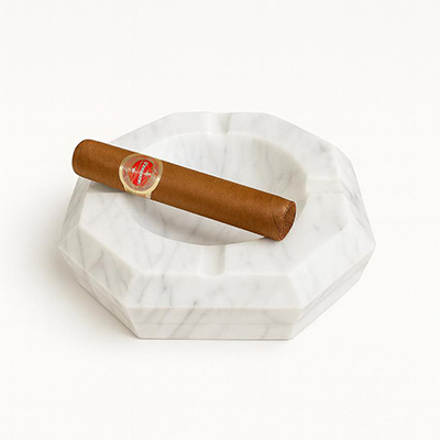 Cenicero puro blanco