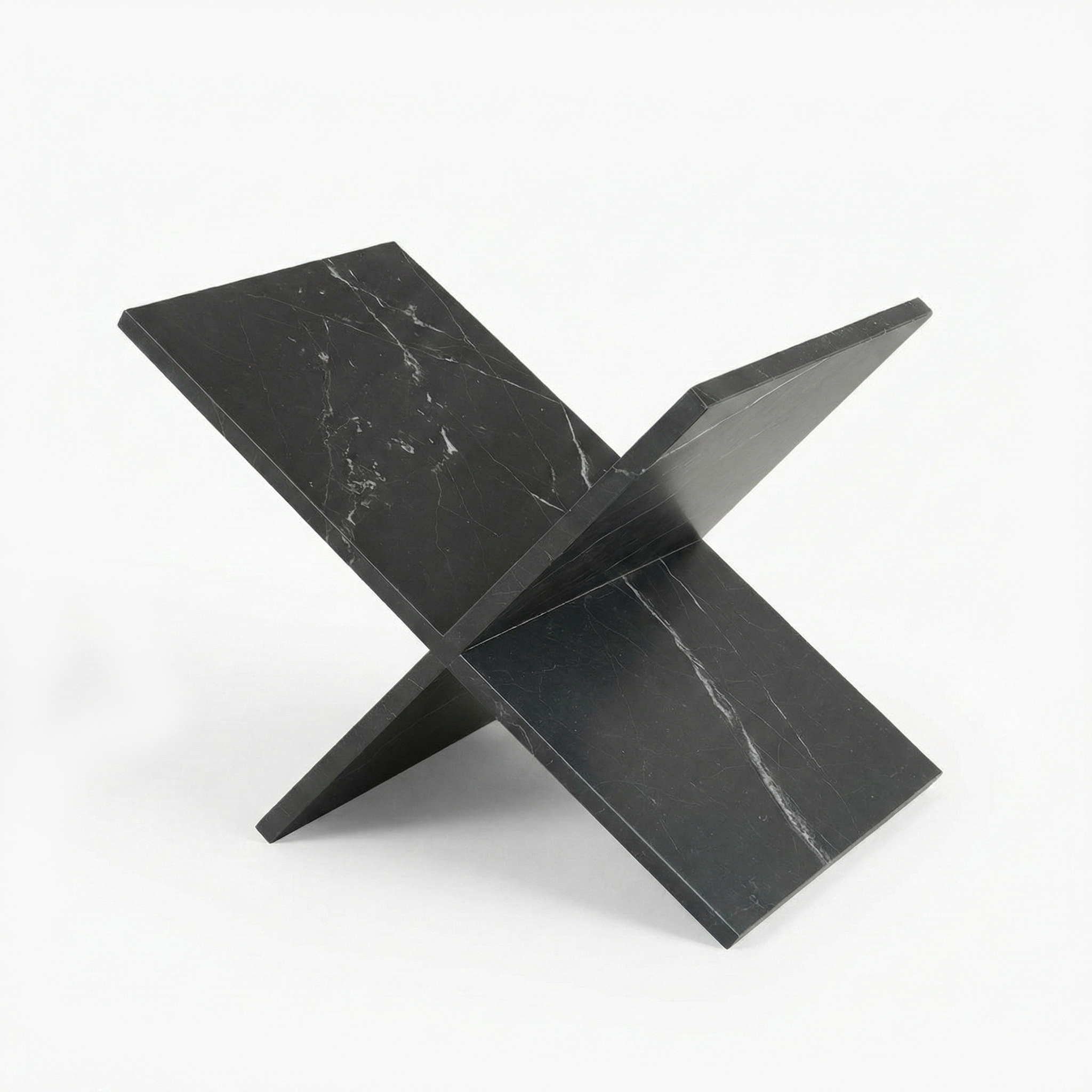 Revistero en X negro